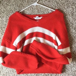 Sweater red and white